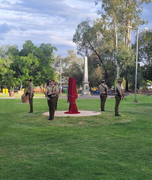 31/42RQR Support for the Unveilling of Statue of Army Nursing Sister ...